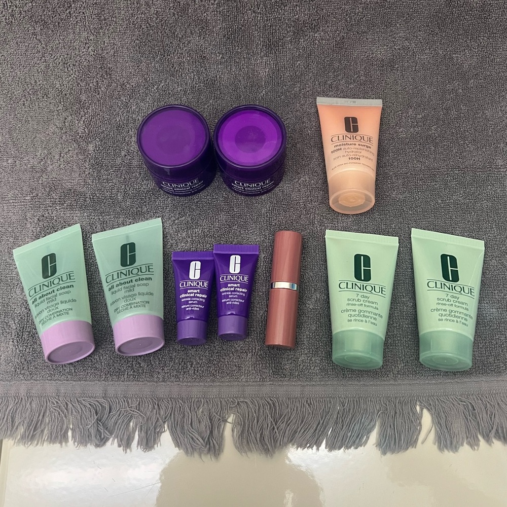 Clinique 10 piece Makeup Combo All NEW
